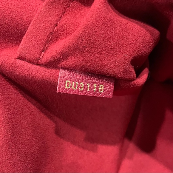 Louis Vuitton Riverside - Picture 7 of 7